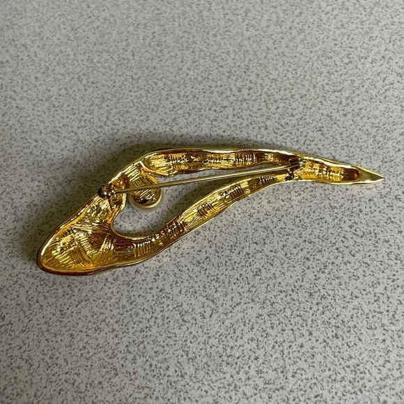 Abstract Brooch - Picture 3 of 4